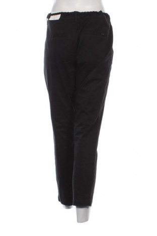 Дамски панталон ONLY, Размер XL, Цвят Черен, Цена 49,99 лв.