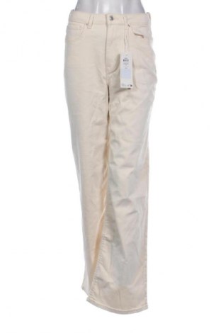 Pantaloni de femei ONLY, Mărime M, Culoare Bej, Preț 196,99 Lei