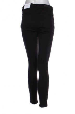 Női nadrág ONLY Carmakoma, Méret XL, Szín Fekete, Ár 15 919 Ft