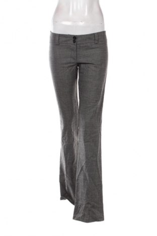 Дамски панталон Patrizia Pepe, Размер M, Цвят Сив, Цена 82,99 лв.