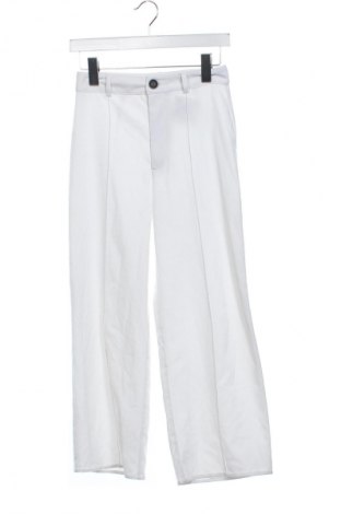 Damenhose Pull&Bear, Größe XS, Farbe Weiß, Preis € 10,60