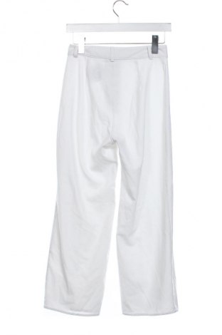 Damenhose Pull&Bear, Größe XS, Farbe Weiß, Preis € 10,60