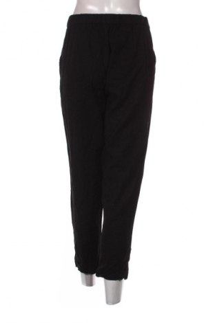 Pantaloni de femei Pull&Bear, Mărime M, Culoare Negru, Preț 56,99 Lei
