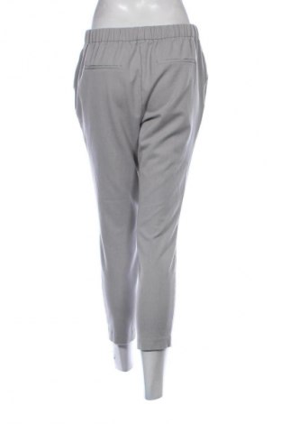 Дамски панталон Reserved, Размер M, Цвят Сив, Цена 28,88 лв.