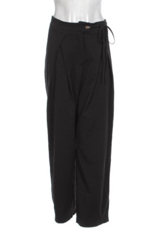 Damskie spodnie SHEIN, Rozmiar S, Kolor Czarny, Cena 66,67 zł