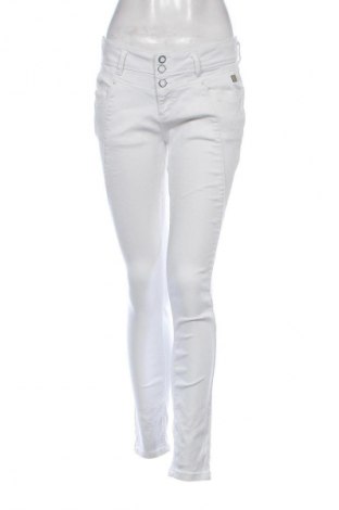 Дамски панталон Street One, Размер M, Цвят Бял, Цена 41,06 лв.