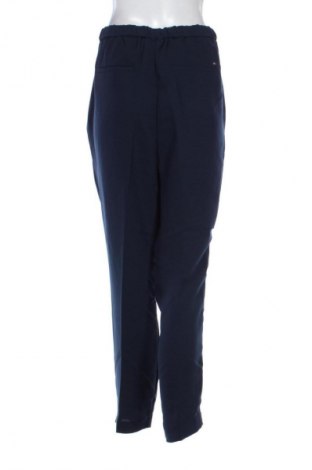 Дамски панталон Tommy Hilfiger, Размер XL, Цвят Син, Цена 154,99 лв.