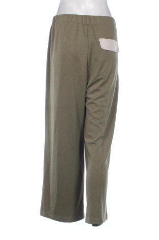 Дамски панталон Unbranded, Размер L, Цвят Зелен, Цена 29,00 лв.