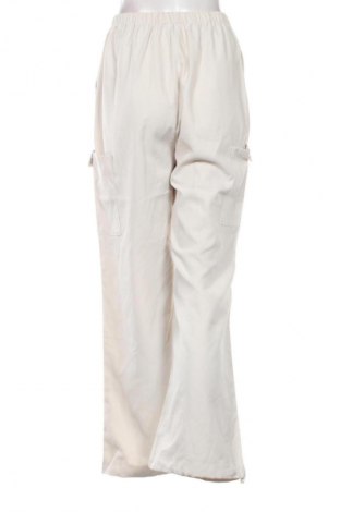 Дамски панталон Unbranded, Размер M, Цвят Бежов, Цена 29,15 лв.