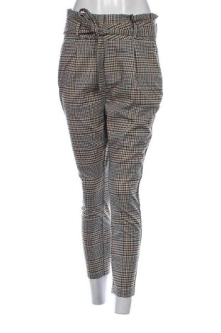 Pantaloni de femei Vero Moda, Mărime M, Culoare Multicolor, Preț 196,99 Lei