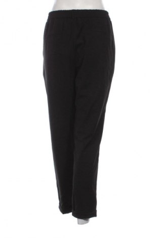 Дамски панталон Vero Moda, Размер XXL, Цвят Черен, Цена 50,99 лв.