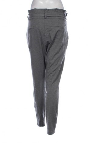 Дамски панталон Vero Moda, Размер M, Цвят Сив, Цена 27,02 лв.