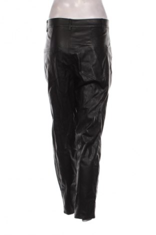 Pantaloni de femei Zara, Mărime M, Culoare Negru, Preț 26,99 Lei