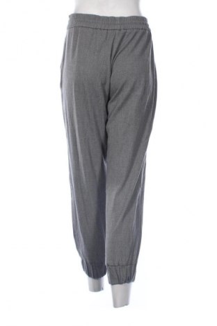 Pantaloni de femei Zara, Mărime M, Culoare Gri, Preț 46,99 Lei