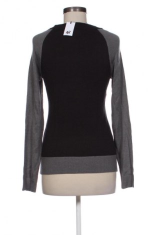 Дамски пуловер Ajc, Размер S, Цвят Многоцветен, Цена 46,99 лв.