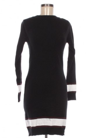 Дамски пуловер Ajc, Размер S, Цвят Черен, Цена 46,99 лв.