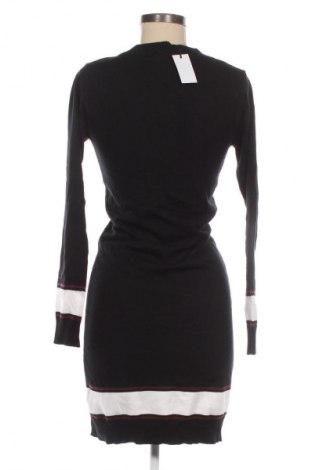 Дамски пуловер Ajc, Размер S, Цвят Черен, Цена 46,99 лв.