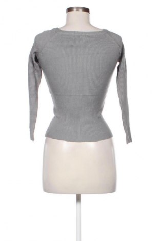 Дамски пуловер Unbranded, Размер S, Цвят Сив, Цена 10,99 лв.