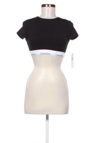 Damen Sporttop Calvin Klein, Größe M, Farbe Schwarz, Preis € 45,99