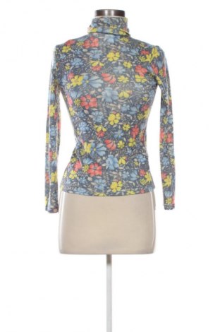 Дамско полo Unbranded, Размер S, Цвят Многоцветен, Цена 19,00 лв.