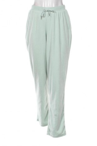 Pantaloni trening de femei Esmara, Mărime XL, Culoare Verde, Preț 76,00 Lei