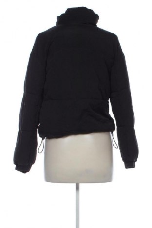 Dámska bunda  Bershka, Veľkosť XS, Farba Čierna, Cena  29,67 €