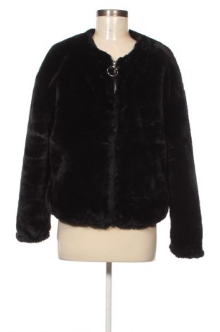 Dámská bunda  Bershka, Velikost L, Barva Černá, Cena  339,00 Kč