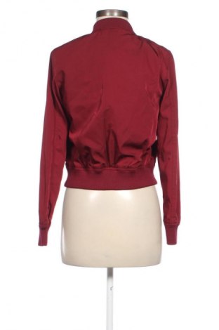 Kurtka damska Bershka, Rozmiar M, Kolor Czerwony, Cena 110,34 zł