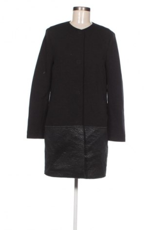 Дамско яке Hugo Boss, Размер S, Цвят Черен, Цена 240,12 лв.