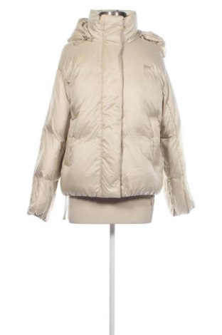 Дамско яке Levi's, Размер S, Цвят Бежов, Цена 219,99 лв.