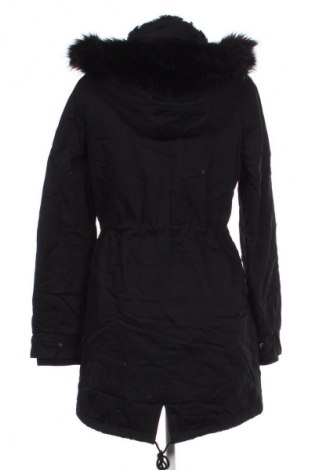 Kurtka damska She, Rozmiar M, Kolor Czarny, Cena 153,99 zł