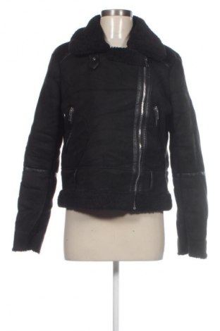 Дамско яке Stradivarius, Размер M, Цвят Черен, Цена 39,99 лв.