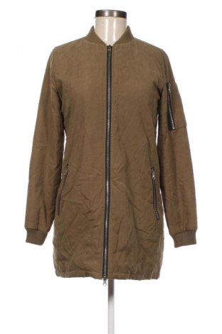 Дамско яке Urban Classics, Размер XS, Цвят Зелен, Цена 23,99 лв.