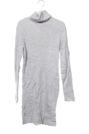 Kinderkleid C&A, Größe 8-9y/ 134-140 cm, Farbe Grau, Preis € 4,99