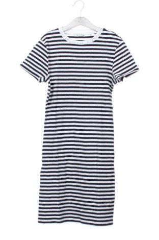 Kinderkleid Guess, Größe 15-18y/ 170-176 cm, Farbe Mehrfarbig, Preis € 16,99