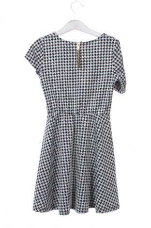 Dětské šaty  H&M, Velikost 6-7y/ 122-128 cm, Barva Vícebarevné, Cena  568,00 Kč