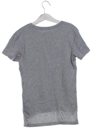 Παιδικό μπλουζάκι Nike, Μέγεθος 8-9y/ 134-140 εκ., Χρώμα Γκρί, Τιμή 12,83 €