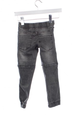 Παιδικά τζίν Unbranded, Μέγεθος 4-5y/ 110-116 εκ., Χρώμα Μαύρο, Τιμή 11,99 €