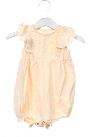 Dětská kombinéza  Next, Velikost 3-6m/ 62-68 cm, Barva Béžová, Cena  342,00 Kč