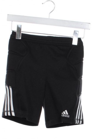 Детски къс панталон Adidas, Размер 8-9y/ 134-140 см, Цвят Черен, Цена 40,35 лв.