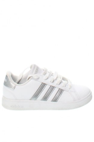 Obuwie dziecięce Adidas, Rozmiar 33, Kolor Biały, Cena 204,99 zł