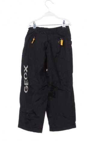 Детски панталон Geox, Размер 6-7y/ 122-128 см, Цвят Черен, Цена 47,99 лв.