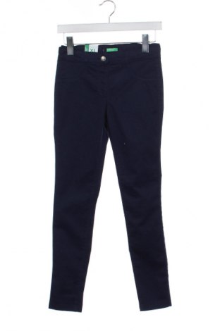 Dětské kalhoty  United Colors Of Benetton, Velikost 10-11y/ 146-152 cm, Barva Modrá, Cena  469,00 Kč