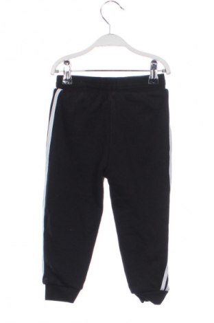 Детско спортно долнище Adidas Originals, Размер 2-3y/ 98-104 см, Цвят Черен, Цена 27,99 лв.