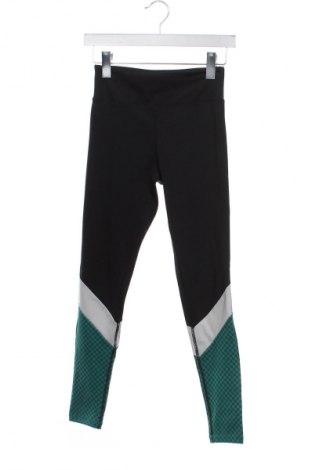 Детско спортно долнище H&M, Размер 10-11y/ 146-152 см, Цвят Черен, Цена 30,99 лв.