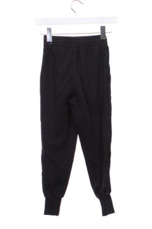 Gyerek sport nadrág Nike, Méret 6-7y / 122-128 cm, Szín Fekete, Ár 19 749 Ft