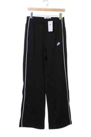 Detské tepláky Nike, Veľkosť 13-14y/ 164-168 cm, Farba Čierna, Cena  46,95 €