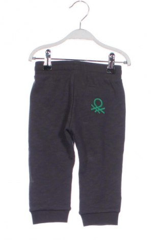 Detské tepláky United Colors Of Benetton, Veľkosť 12-18m/ 80-86 cm, Farba Sivá, Cena  20,95 €