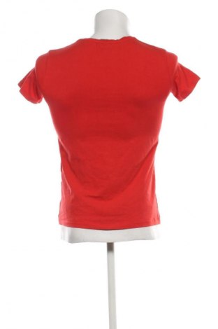 Мъжка тениска Armani Exchange, Размер S, Цвят Червен, Цена 62,00 лв.