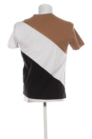Ανδρικό t-shirt BOSS, Μέγεθος M, Χρώμα Πολύχρωμο, Τιμή 38,99 €